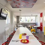 Ibis Styles Centre Cathédrale Hotel 3*