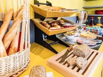 Ibis Styles Centre Cathédrale Hotel 3*
