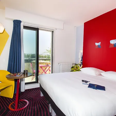 Отель Ibis Styles Centre Cathedrale 3*