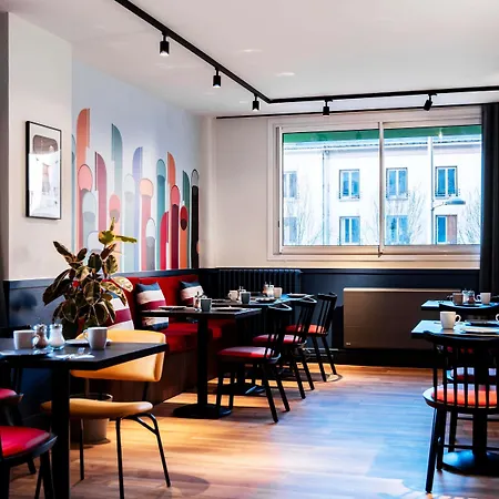 Ibis Styles Centre Cathédrale Hotel 3*