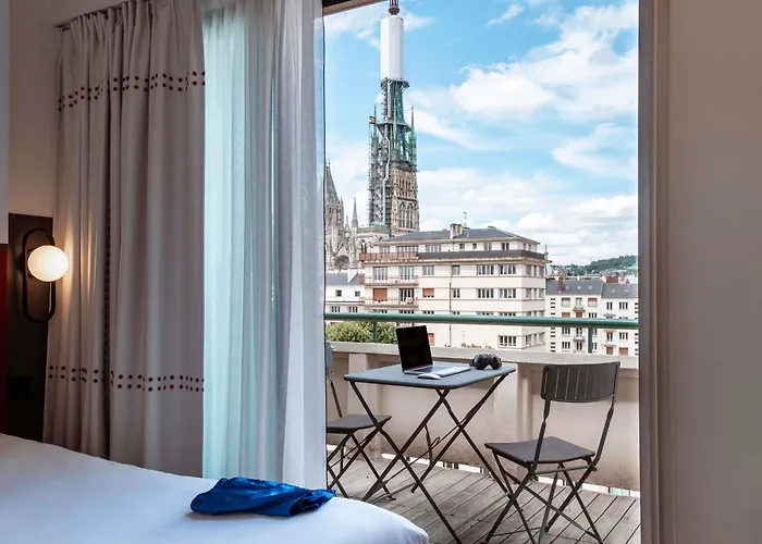 Отель Ibis Styles Centre Cathedrale 3*