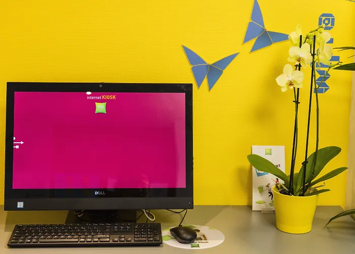 Отель Ibis Styles Centre Cathedrale 3*